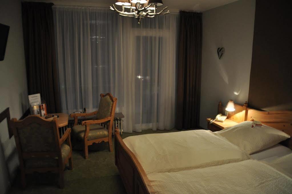 Hotel Hasselhof Garni Vier Sterne ブラウンラーゲ エクステリア 写真