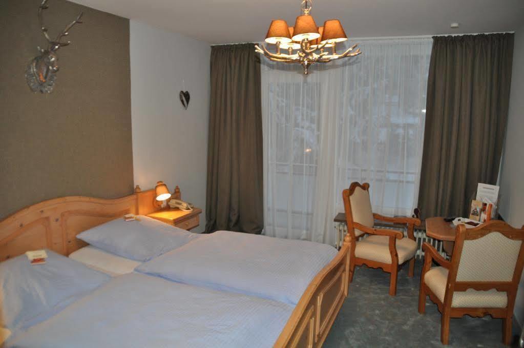 Hotel Hasselhof Garni Vier Sterne ブラウンラーゲ エクステリア 写真